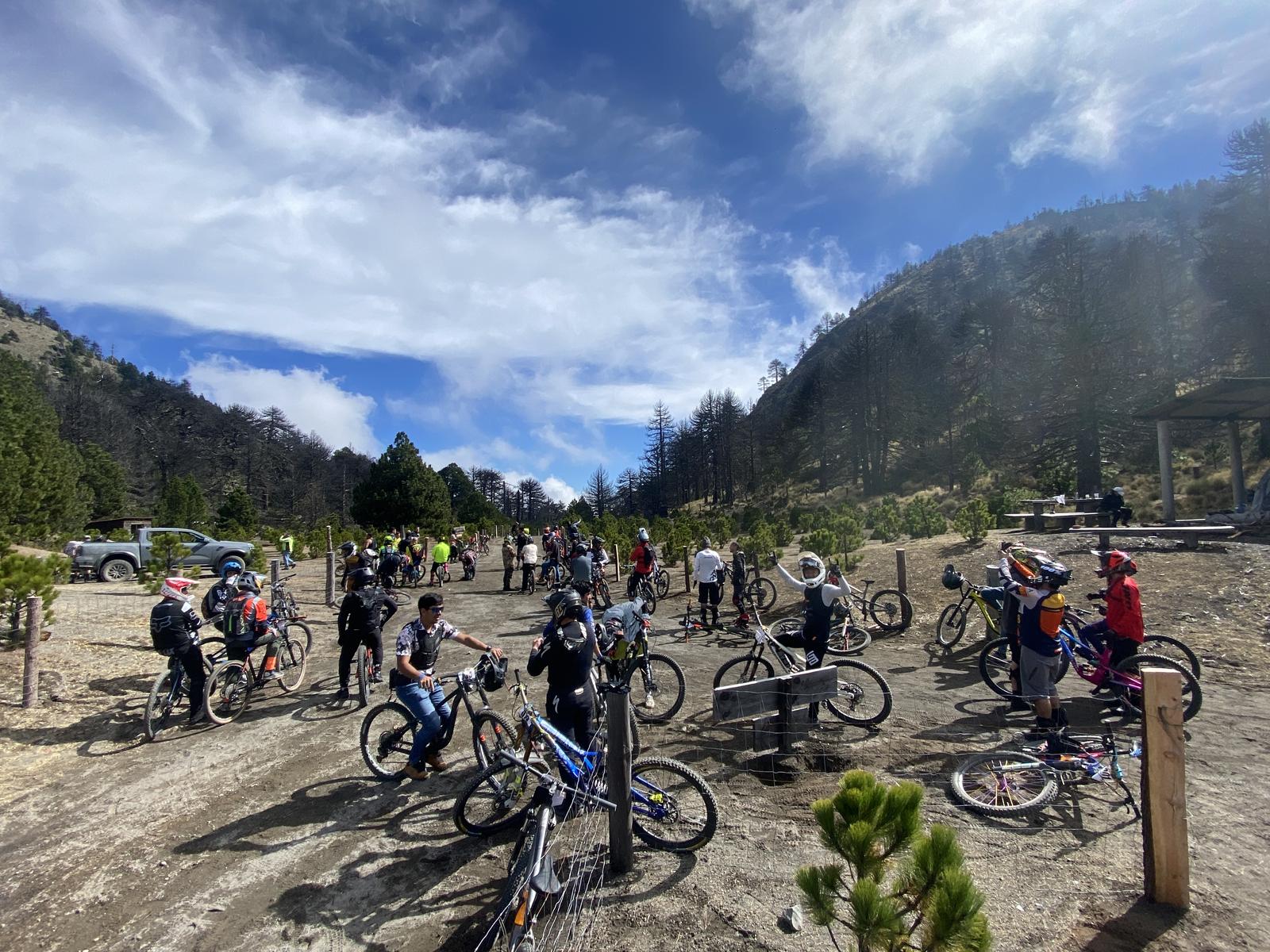 Descubriendo las Mejores Rutas y Senderos para el Ciclismo de Montaña en Jalisco